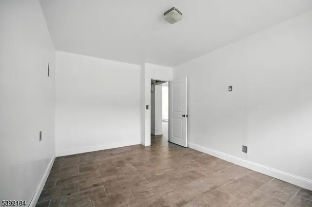 $2,450 | 310 Lake Shore South, Unit D, Montague, NJ 07827