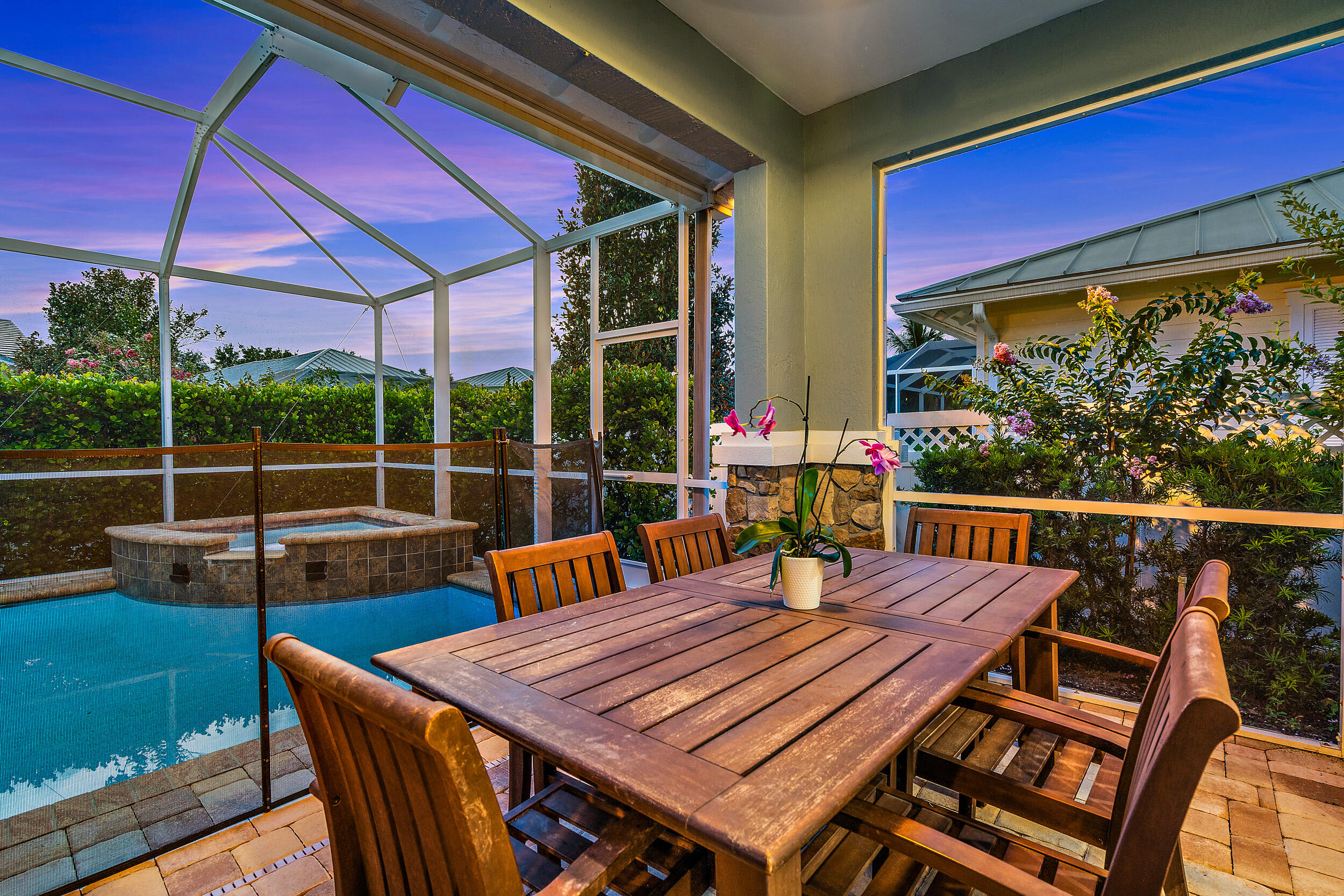 2704 Sunbury Drive Jupiter, FL 33458 - Photo 11 of 50 a view of an outdoor sitting area with furniture