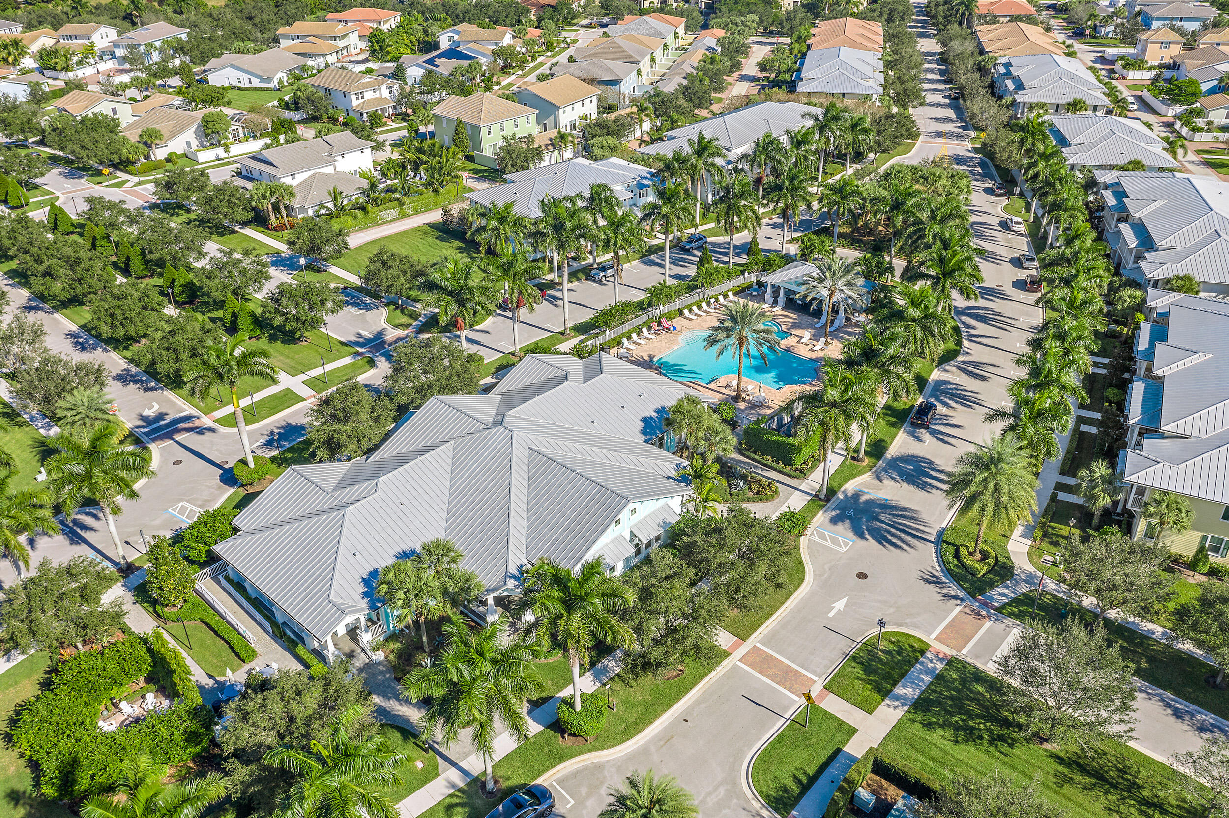 2704 Sunbury Drive Jupiter, FL 33458 - Photo 50 of 50 an aerial view of residential houses with green space