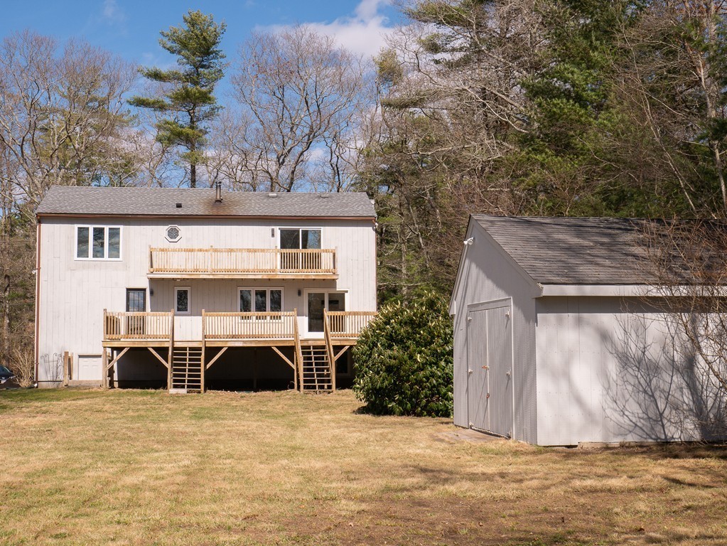 40 Upland Road Plympton, MA 02367 - Photo 3 of 30 Gallery Image 3