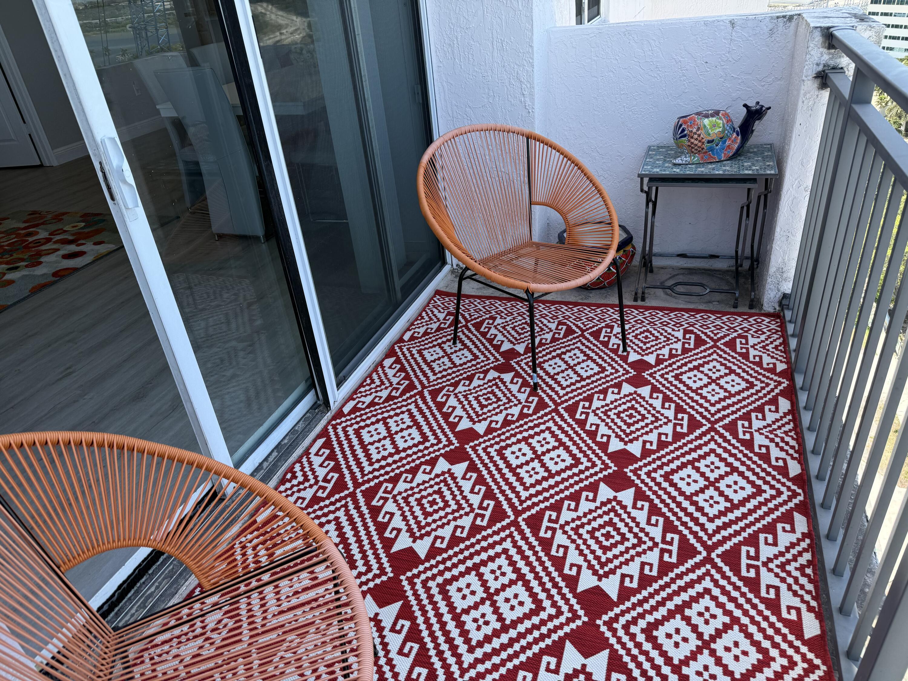 616 Clearwater Park Road, Unit LP01 West Palm Beach, FL 33401 - Photo 15 of 35 LR WEST BALCONY