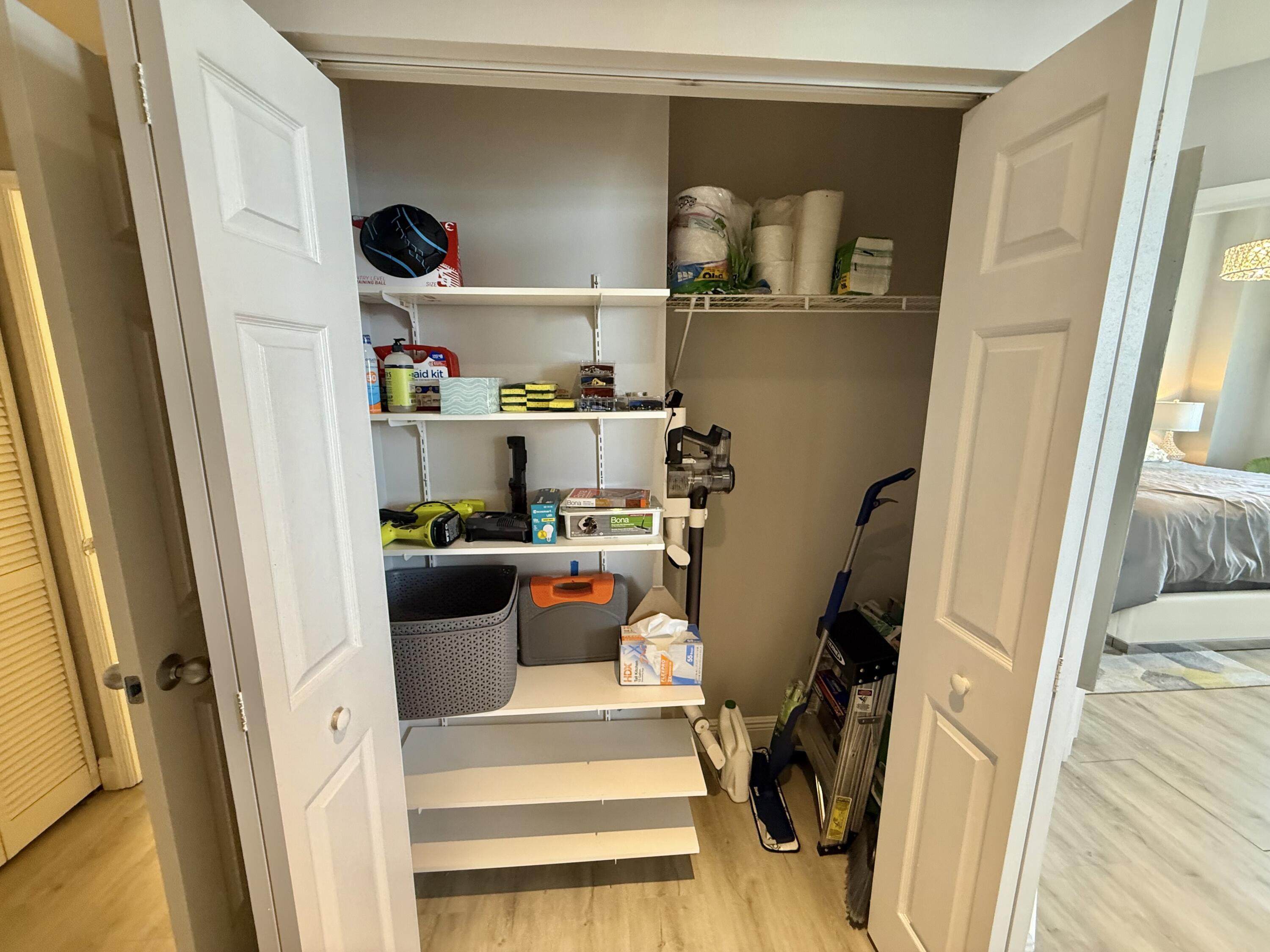 616 Clearwater Park Road, Unit LP01 West Palm Beach, FL 33401 - Photo 34 of 35 FOYER CLOSET