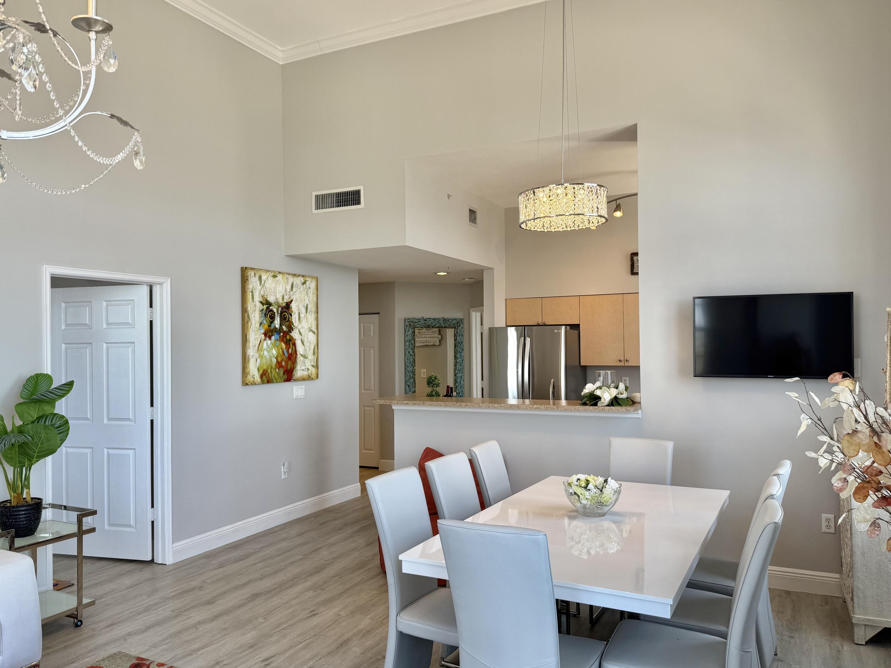 616 Clearwater Park Road, Unit LP01 West Palm Beach, FL 33401 - Photo 8 of 35 DINING ROOM