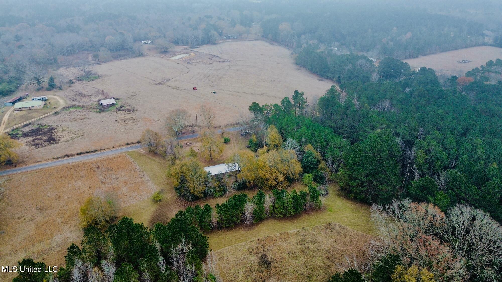 399 James Boyakin Barnett Road Magee, MS 39111 - Photo 12 of 48 dji_fly_20251222_060648_234_176670587687