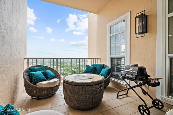 $5,500 | 400 East Bay Street, Unit 2206, Jacksonville, FL 32202