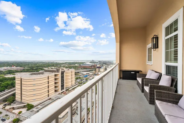 $5,500 | 400 East Bay Street, Unit 2206, Jacksonville, FL 32202