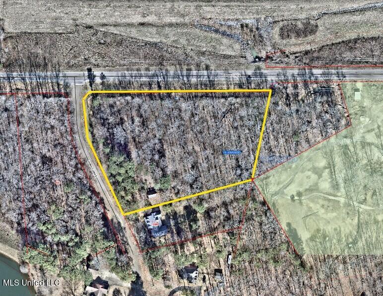 62 Green T Lake Road East Hernando, MS 38632 - Photo 1 of 8 Estimated Property Lines