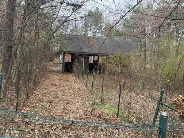 $159,900 | 62 Green T Lake Road East, Hernando, MS 38632