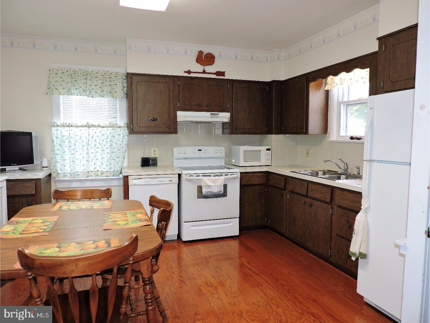 1708 Salem Road Burlington, NJ 08016 - Photo 8 of 25 Gallery Image 8