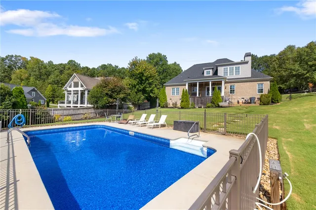 $799,943 | 117 Stanridge Court, Easley, SC 29640