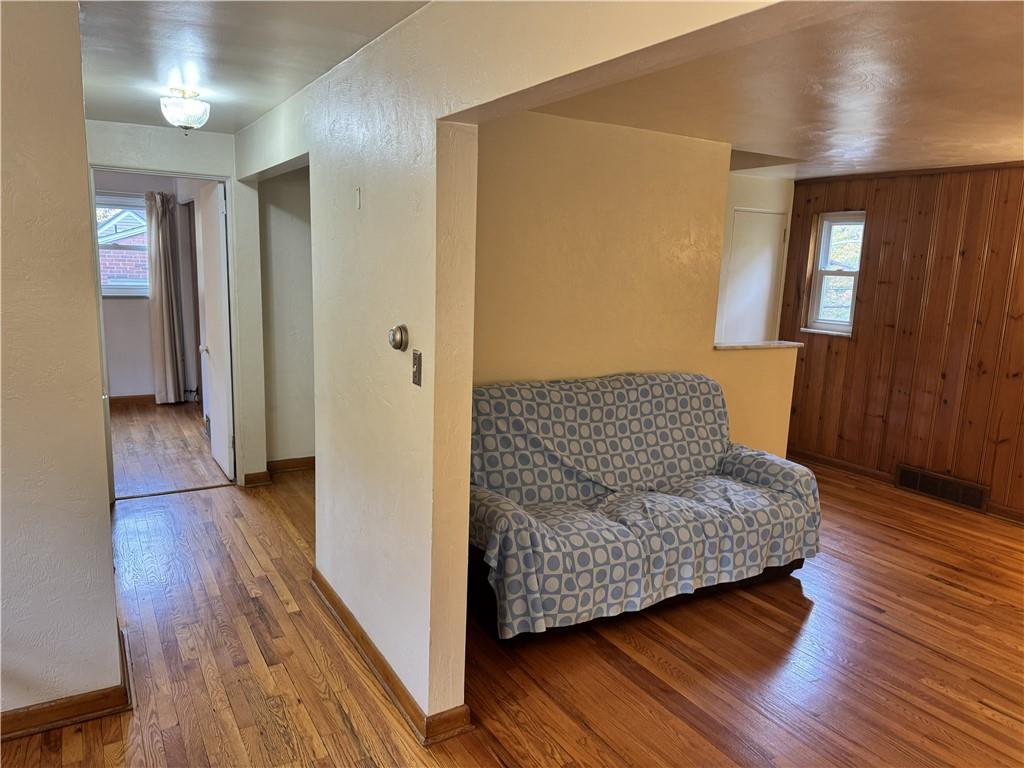 305 Beadling Road Pittsburgh, PA 15228 - Photo 12 of 41 Gallery Image 12