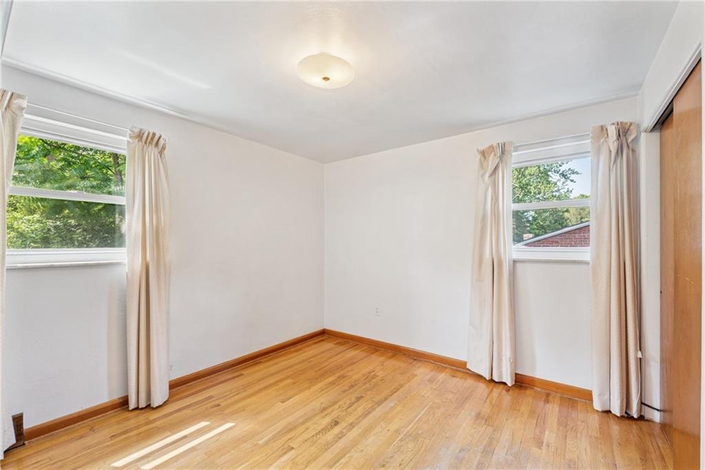 305 Beadling Road Pittsburgh, PA 15228 - Photo 14 of 41 Gallery Image 14
