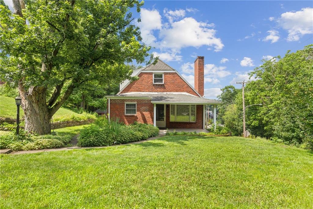 305 Beadling Road Pittsburgh, PA 15228 - Photo 3 of 41 Gallery Image 3
