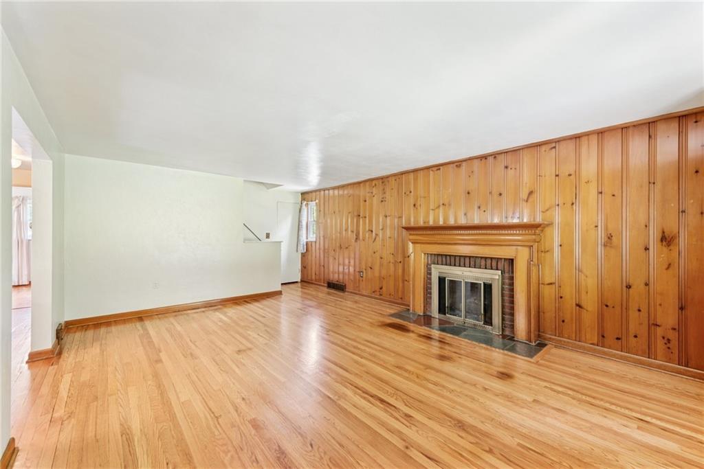 305 Beadling Road Pittsburgh, PA 15228 - Photo 5 of 41 Gallery Image 5