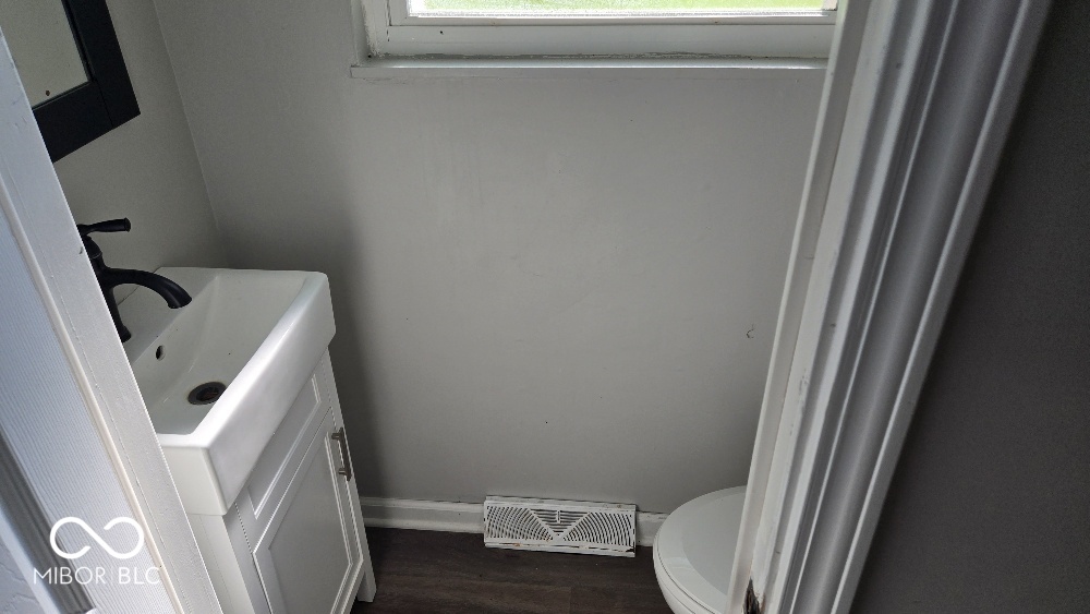 4155 Senour Road Indianapolis, IN 46239 - Photo 13 of 20 Gallery Image 13