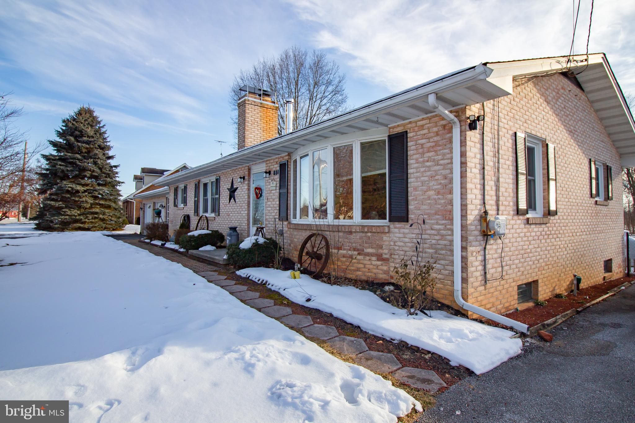 161 Pine Grove Road Hanover, PA 17331 - Photo 4 of 54