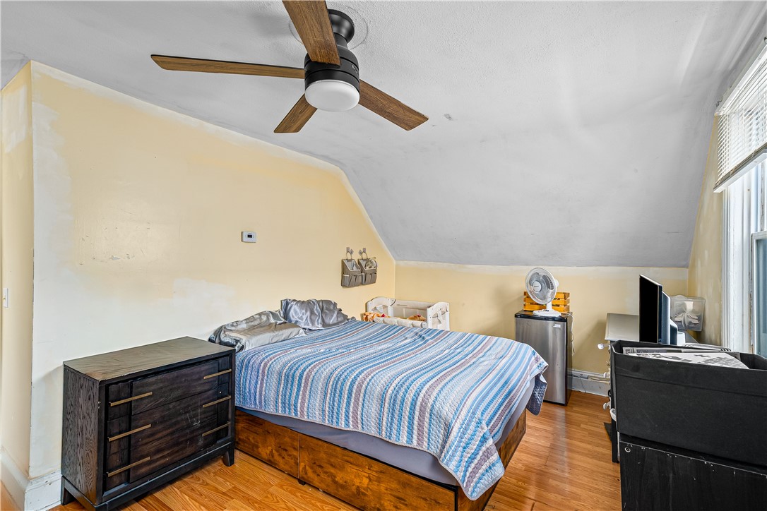 40 Calder Street Providence, RI 02907 - Photo 12 of 26