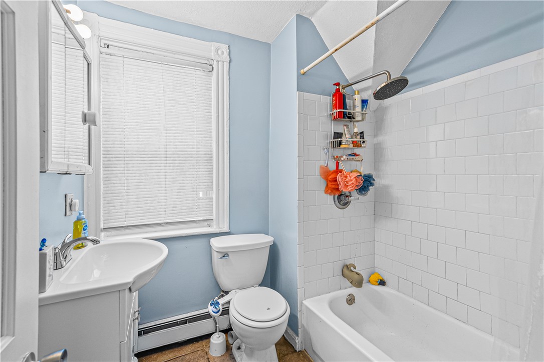 40 Calder Street Providence, RI 02907 - Photo 17 of 26