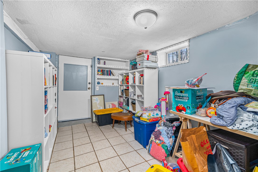 40 Calder Street Providence, RI 02907 - Photo 24 of 26