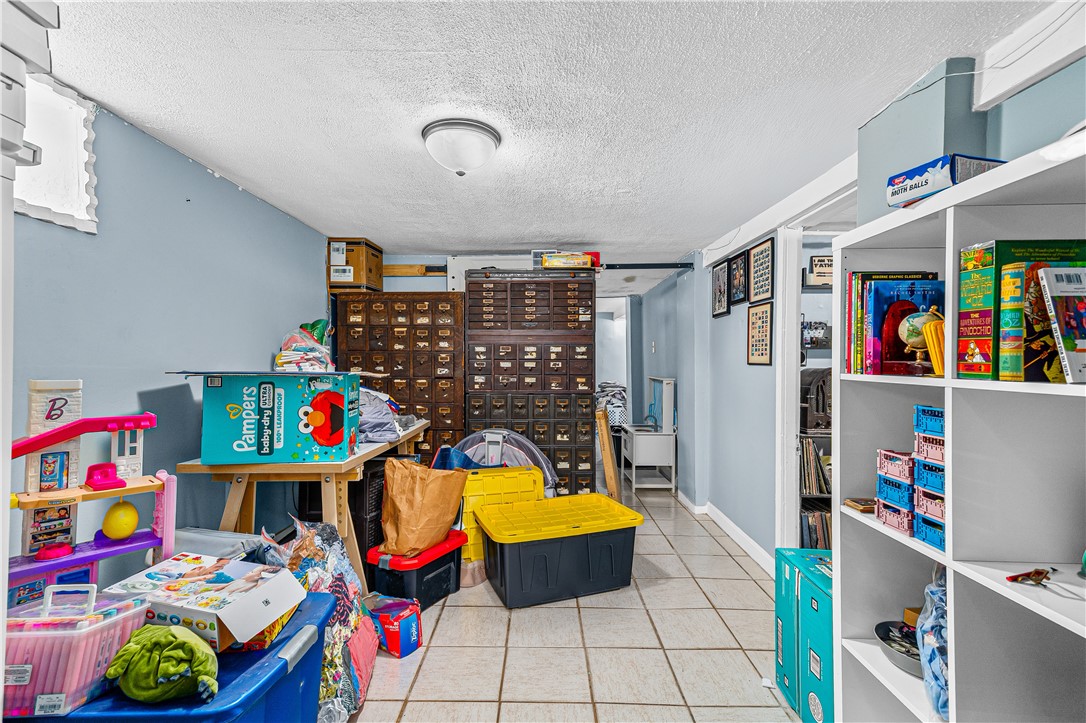 40 Calder Street Providence, RI 02907 - Photo 25 of 26