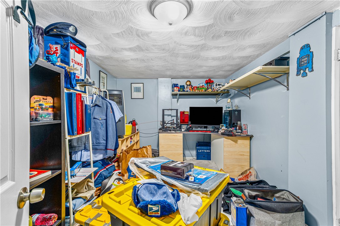 40 Calder Street Providence, RI 02907 - Photo 26 of 26