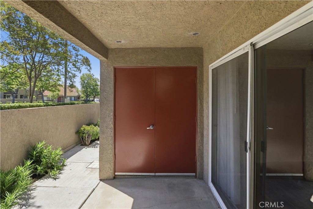 200 East Alessandro Boulevard, Unit 34 Riverside, CA 92508 - Photo 26 of 39 Back View/Storage Area