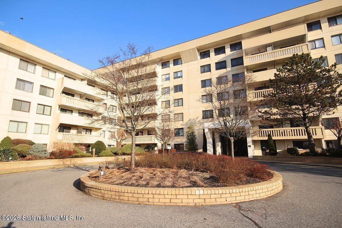 5 Windham Loop, Unit 1D Staten Island, NY 10314 - Photo 1 of 3 034bf61c-d2c3-4932-bb2b-5f4b291d6467