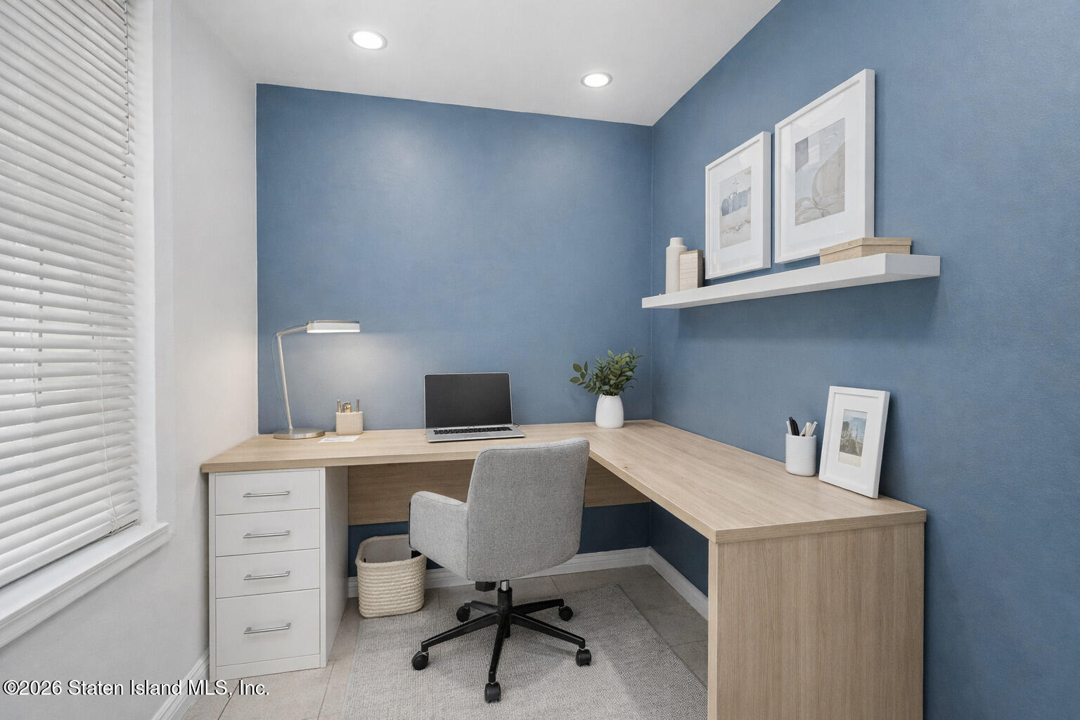 5 Windham Loop, Unit 1D Staten Island, NY 10314 - Photo 8 of 14 office space in primary bedroom