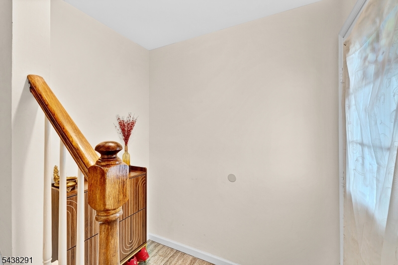 810 Plymouth Road North Brunswick, NJ 08902 - Photo 12 of 46