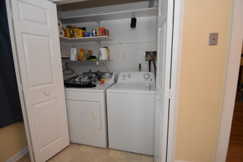 114 West Shore Road Denville, NJ 07834 - Photo 12 of 16