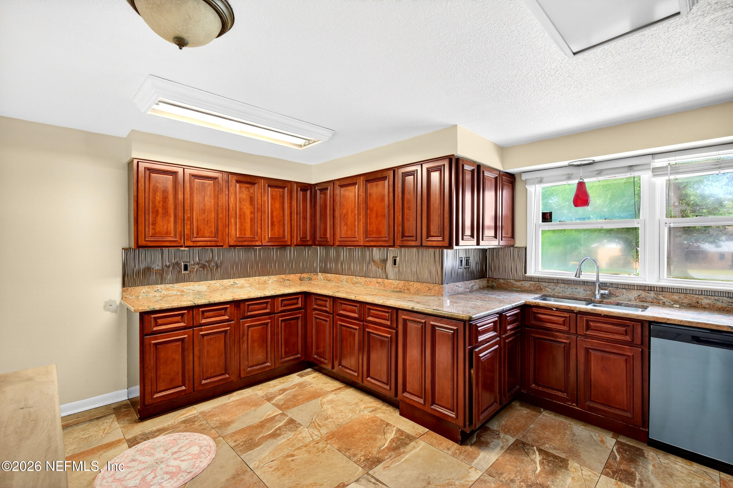 7843 Holiday Road South Jacksonville, FL 32216 - Photo 12 of 26 4D2A6397