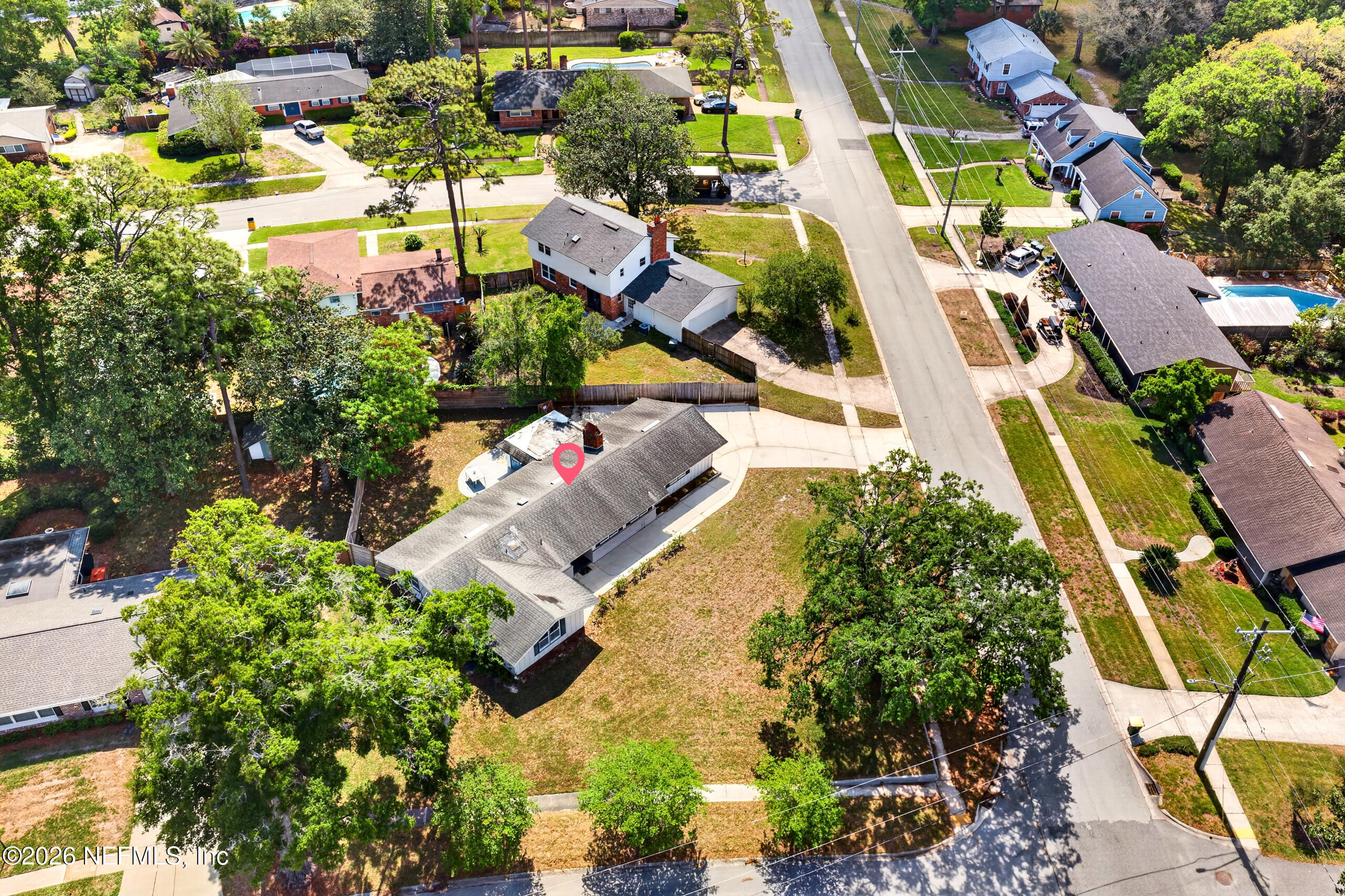 7843 Holiday Road South Jacksonville, FL 32216 - Photo 2 of 26 DJI_20260410112244_0016_D