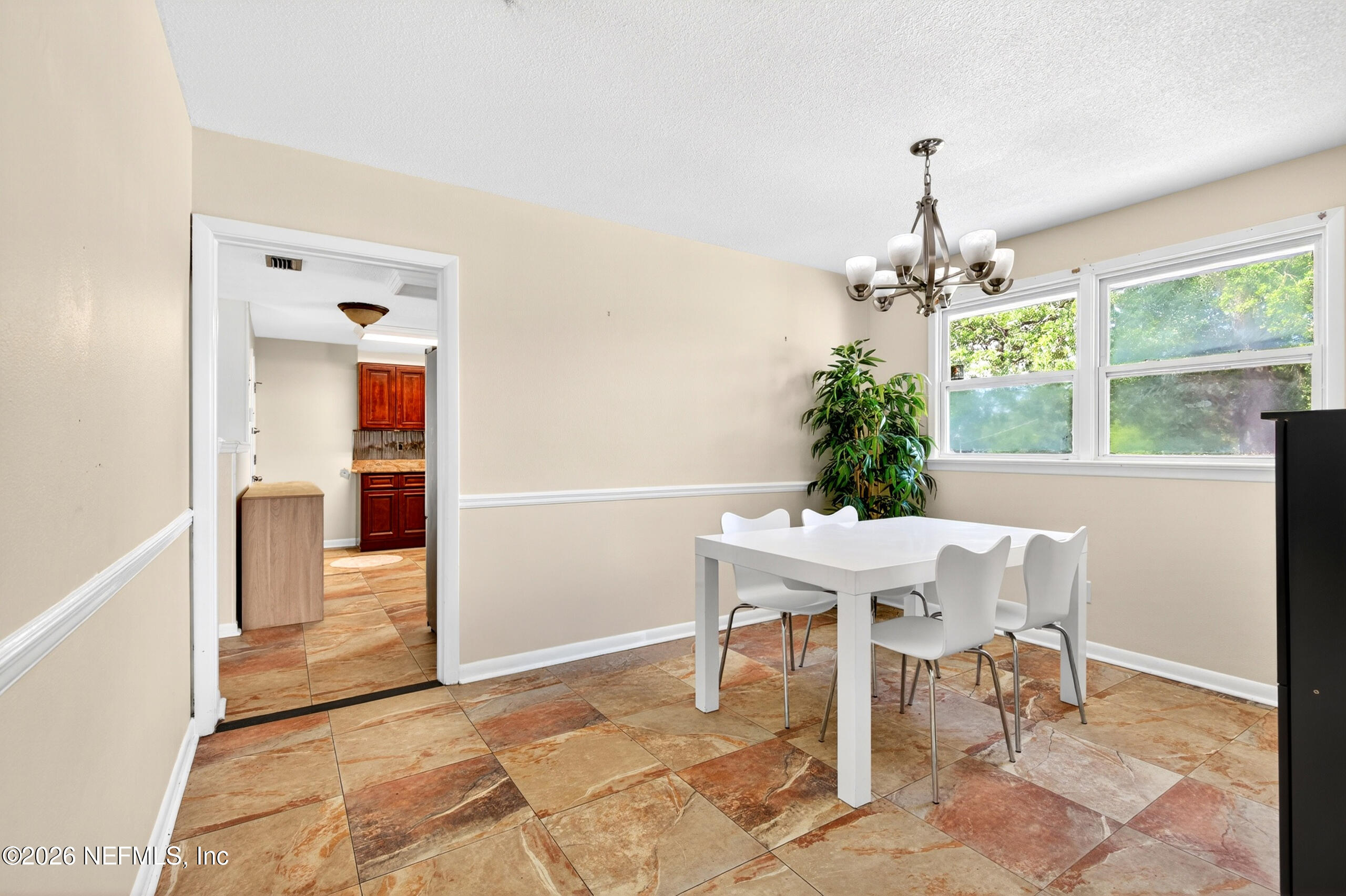 7843 Holiday Road South Jacksonville, FL 32216 - Photo 9 of 26 4D2A6375
