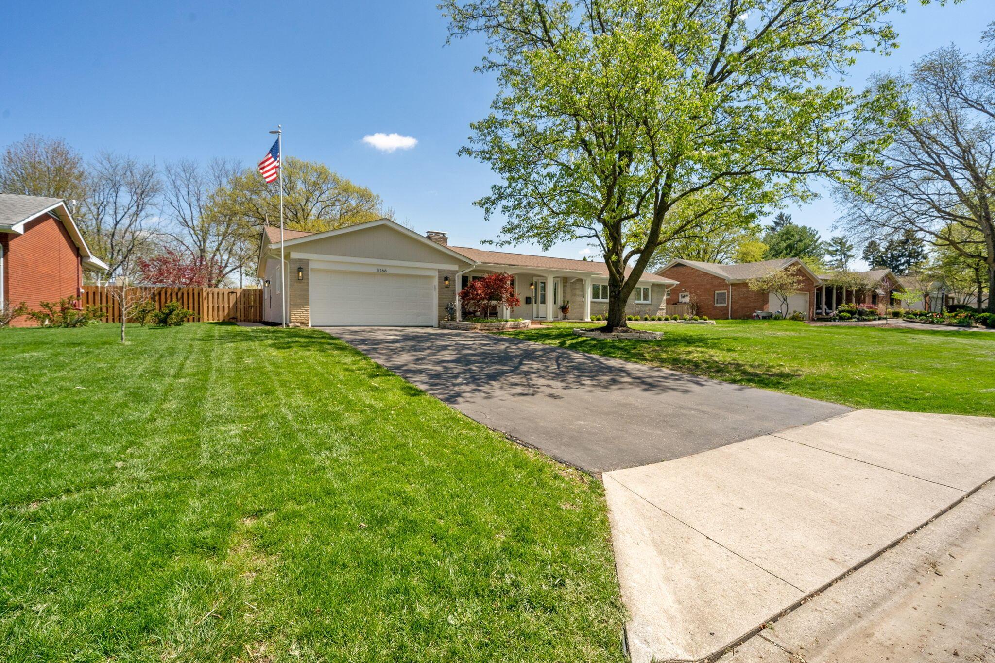3166 Bembridge Road Columbus, OH 43221 - Photo 3 of 90 4-web-or-mls-DSC02649