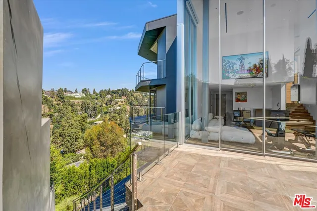 $29,500 | 9400 Readcrest Drive, Beverly Hills, CA 90210