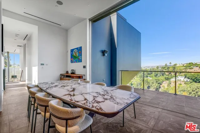 $29,500 | 9400 Readcrest Drive, Beverly Hills, CA 90210