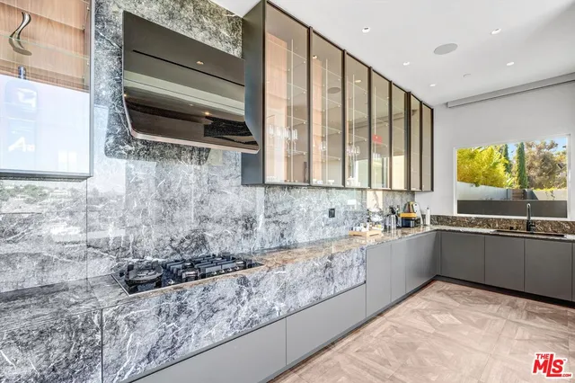 $29,500 | 9400 Readcrest Drive, Beverly Hills, CA 90210