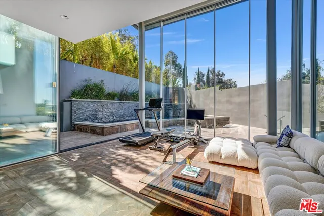 $29,500 | 9400 Readcrest Drive, Beverly Hills, CA 90210