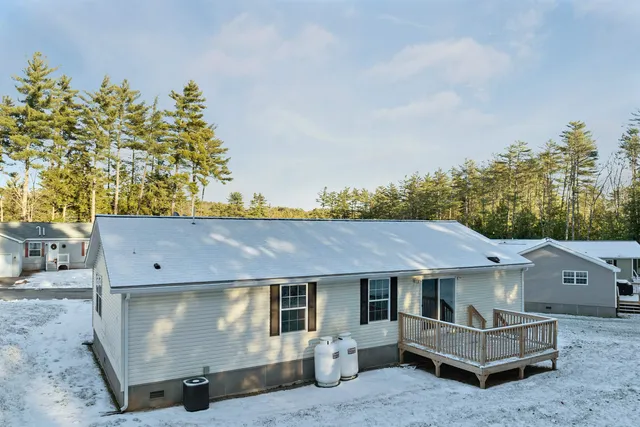 $319,000 | 63 Mansfield Woods Way, New Hampton, NH 03256