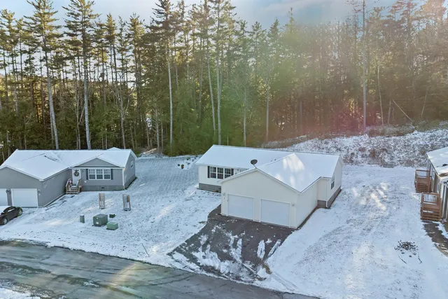 $319,000 | 63 Mansfield Woods Way, New Hampton, NH 03256