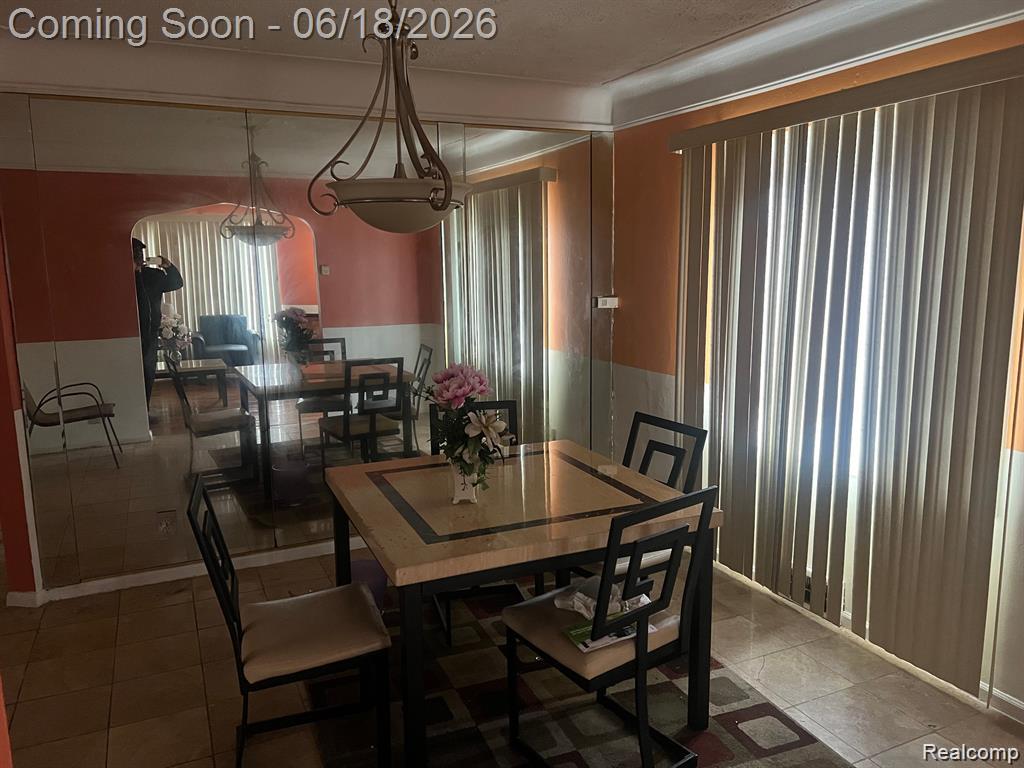 18693 Whitcomb Detroit, MI 48235 - Photo 6 of 21