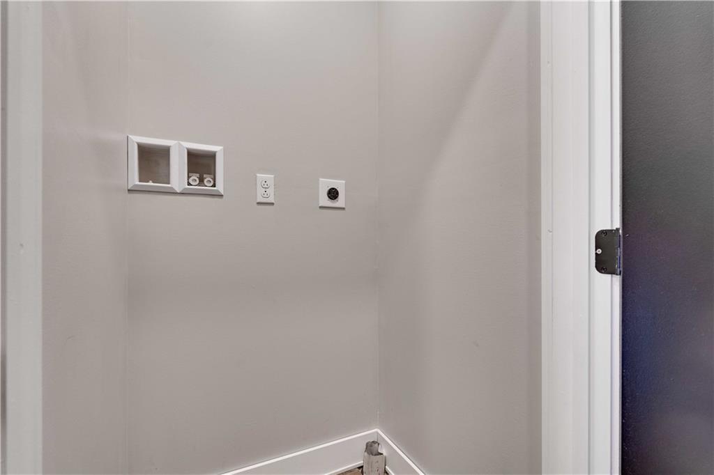 710 Cedar Avenue Pittsburgh, PA 15212 - Photo 17 of 25 a view of a small space