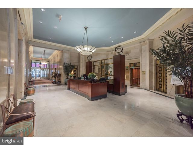 $316,000 | 1600-18 Arch Street, Unit 715, Philadelphia, PA 19103