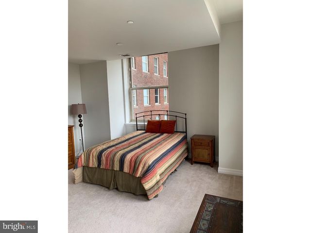$316,000 | 1600-18 Arch Street, Unit 715, Philadelphia, PA 19103