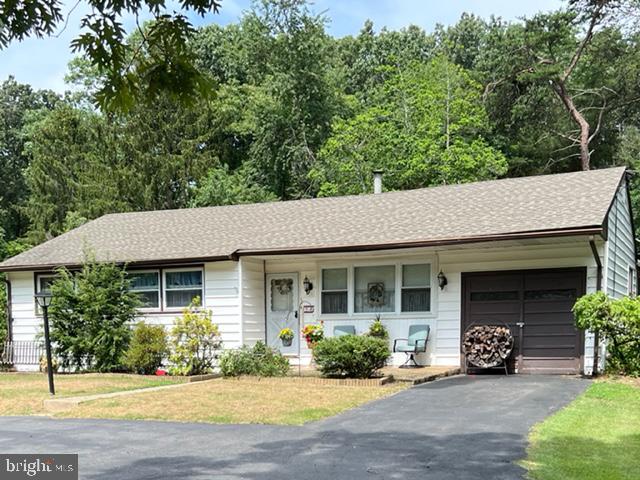 54 Mount Laurel Road Hainesport, NJ 08036 - Photo 1 of 27