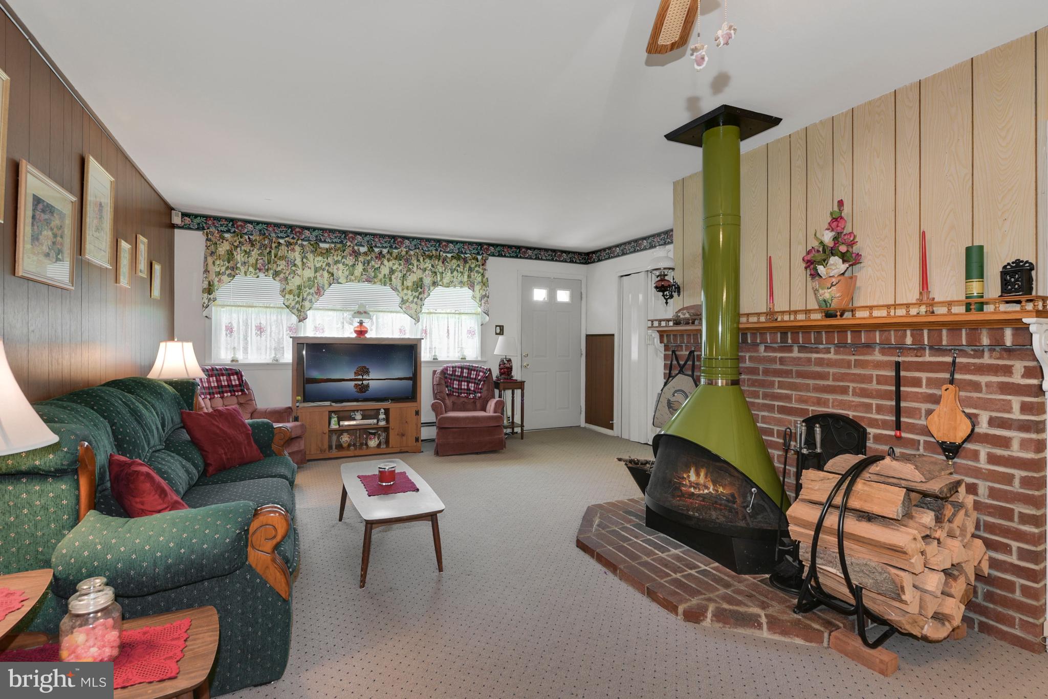 54 Mount Laurel Road Hainesport, NJ 08036 - Photo 8 of 27