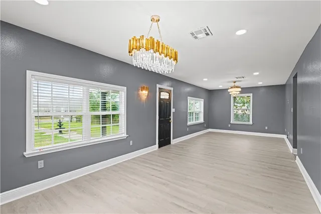 $2,350 | 717 Calvert Street, Unit A, Metairie, LA 70001