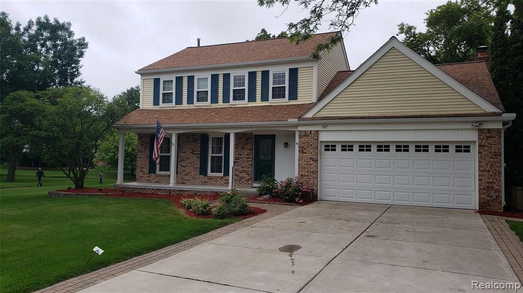 747 Bolinger Street Rochester Hills, MI 48307 - Photo 1 of 25