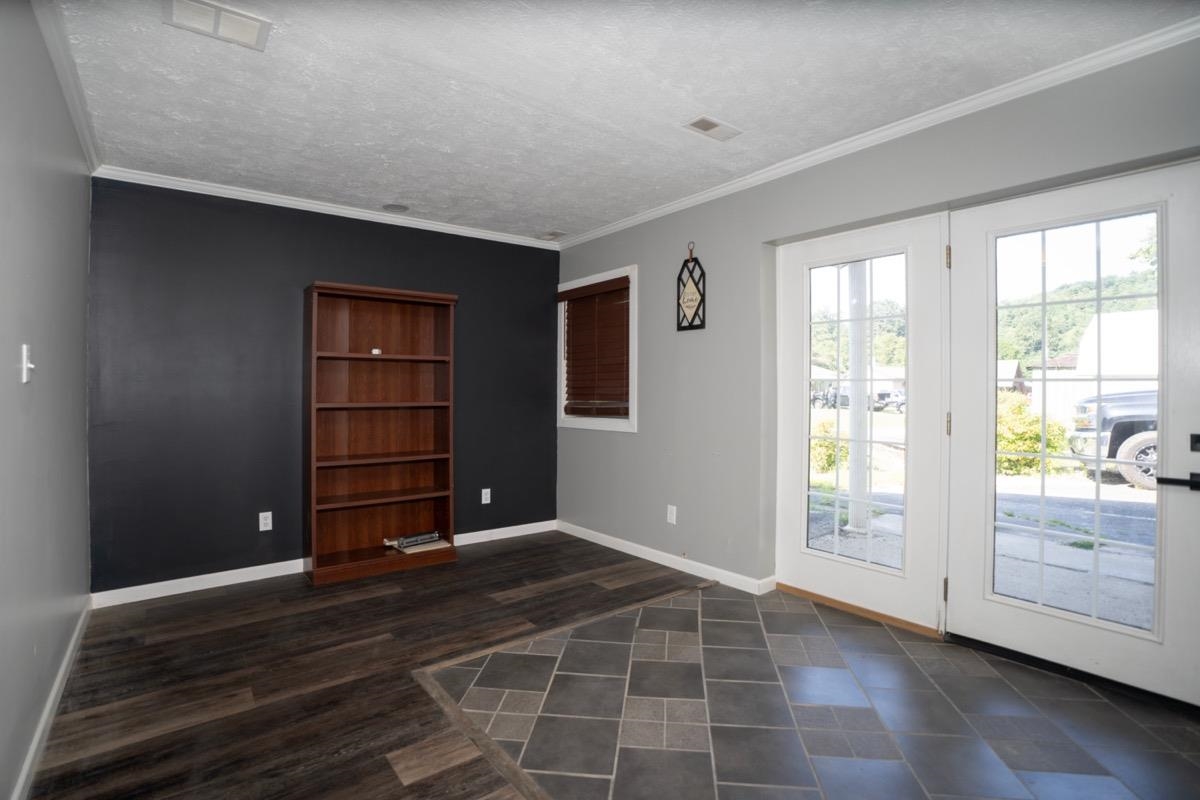 2337 Smith Branch Road Greenup, KY 41144 - Photo 9 of 29