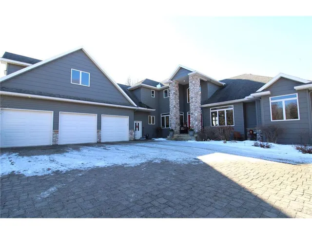 $1,547,000 | 19699 623rd Avenue, Litchfield, MN 55355